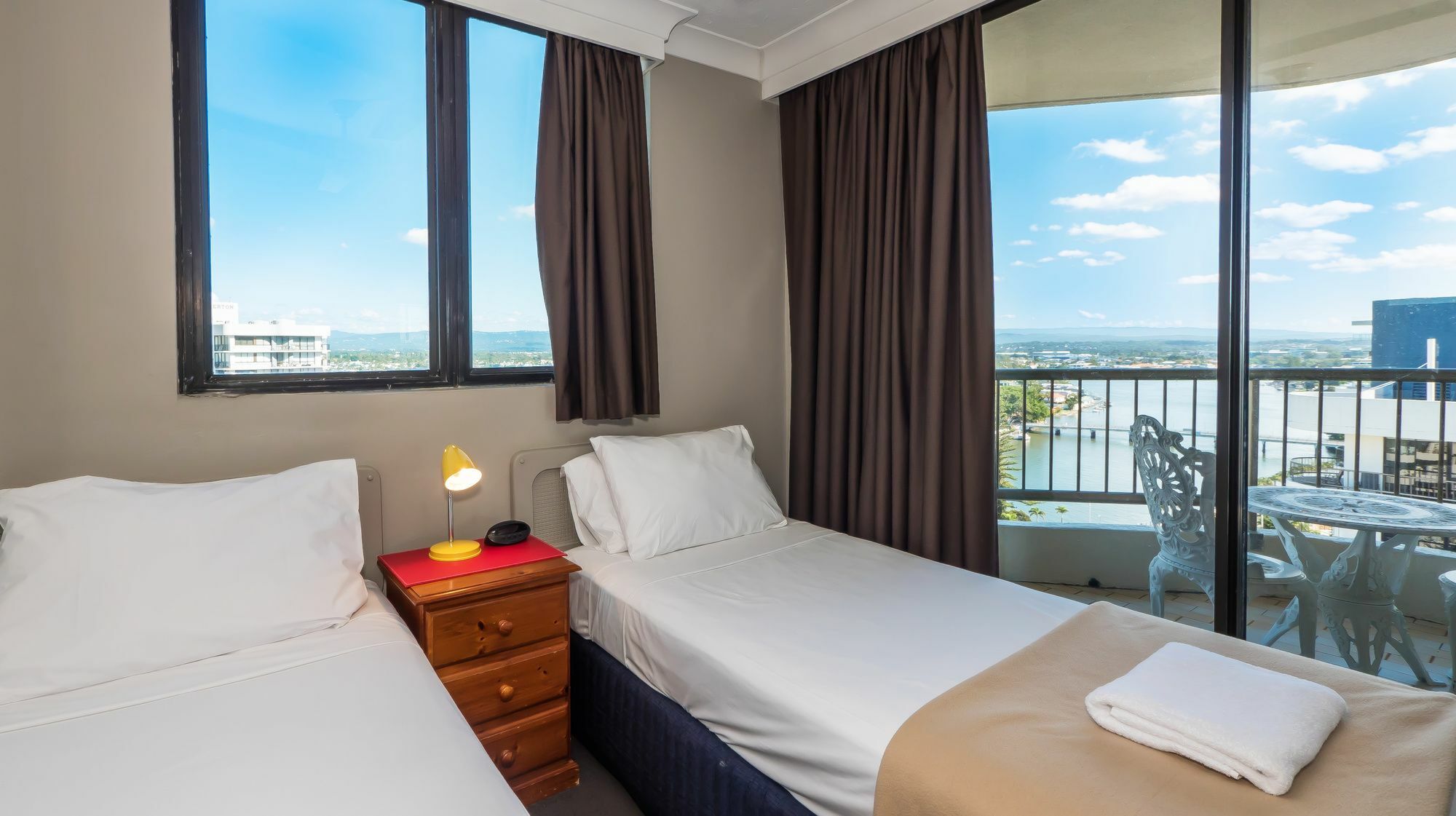 Aristocrat Apartments Gold Coast Ngoại thất bức ảnh
